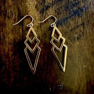 Rose gold plated earrings!